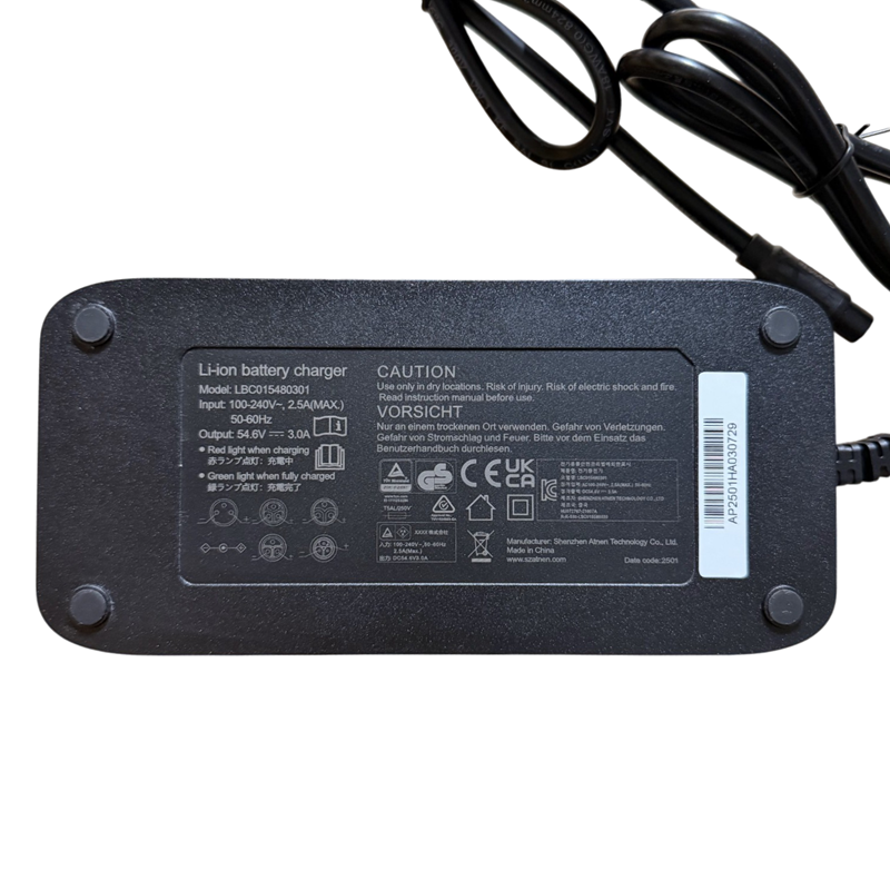 Lader - 54.6V 3A, to plugger - Fosna Arvaker 