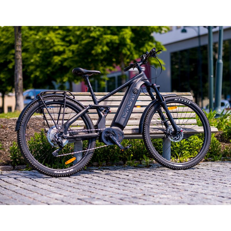 Momas Summit+ Trekking