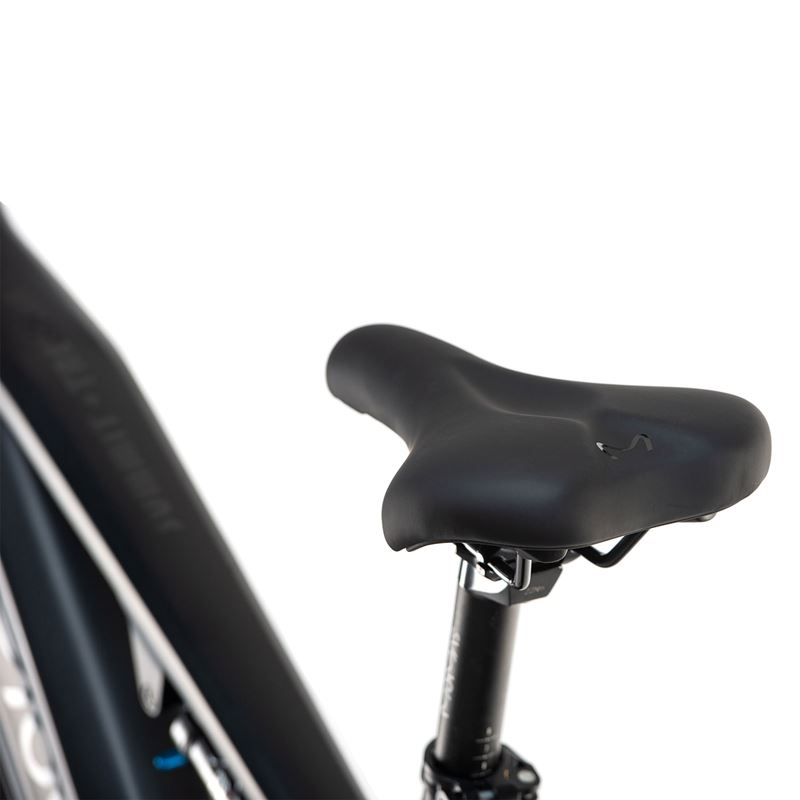 Momas Summit+ Trekking